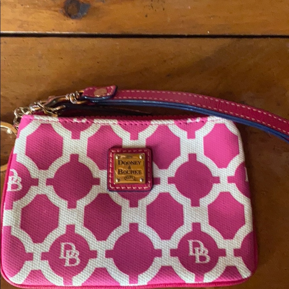 Dooney & Bourke small wristlet to card card money